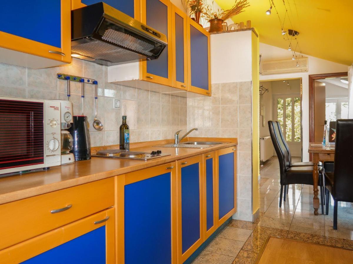 Apartment Blekic - Mlk305 By Interhome Malinska Extérieur photo
